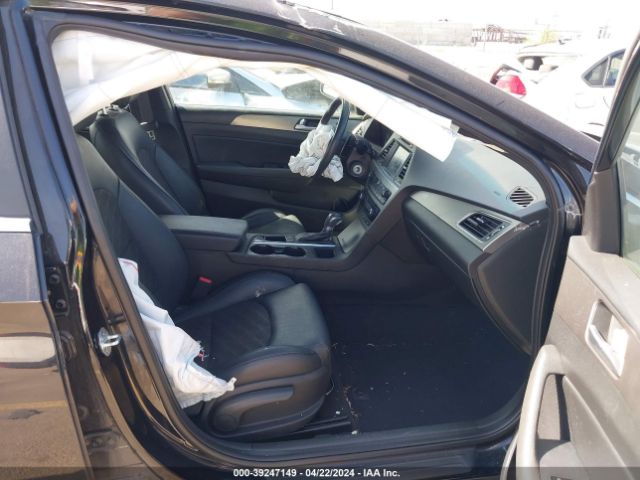 Photo 4 VIN: 5NPE34AB8HH506923 - HYUNDAI SONATA 