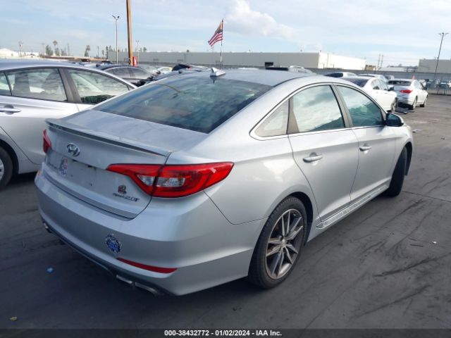 Photo 3 VIN: 5NPE34AB8HH547083 - HYUNDAI SONATA 