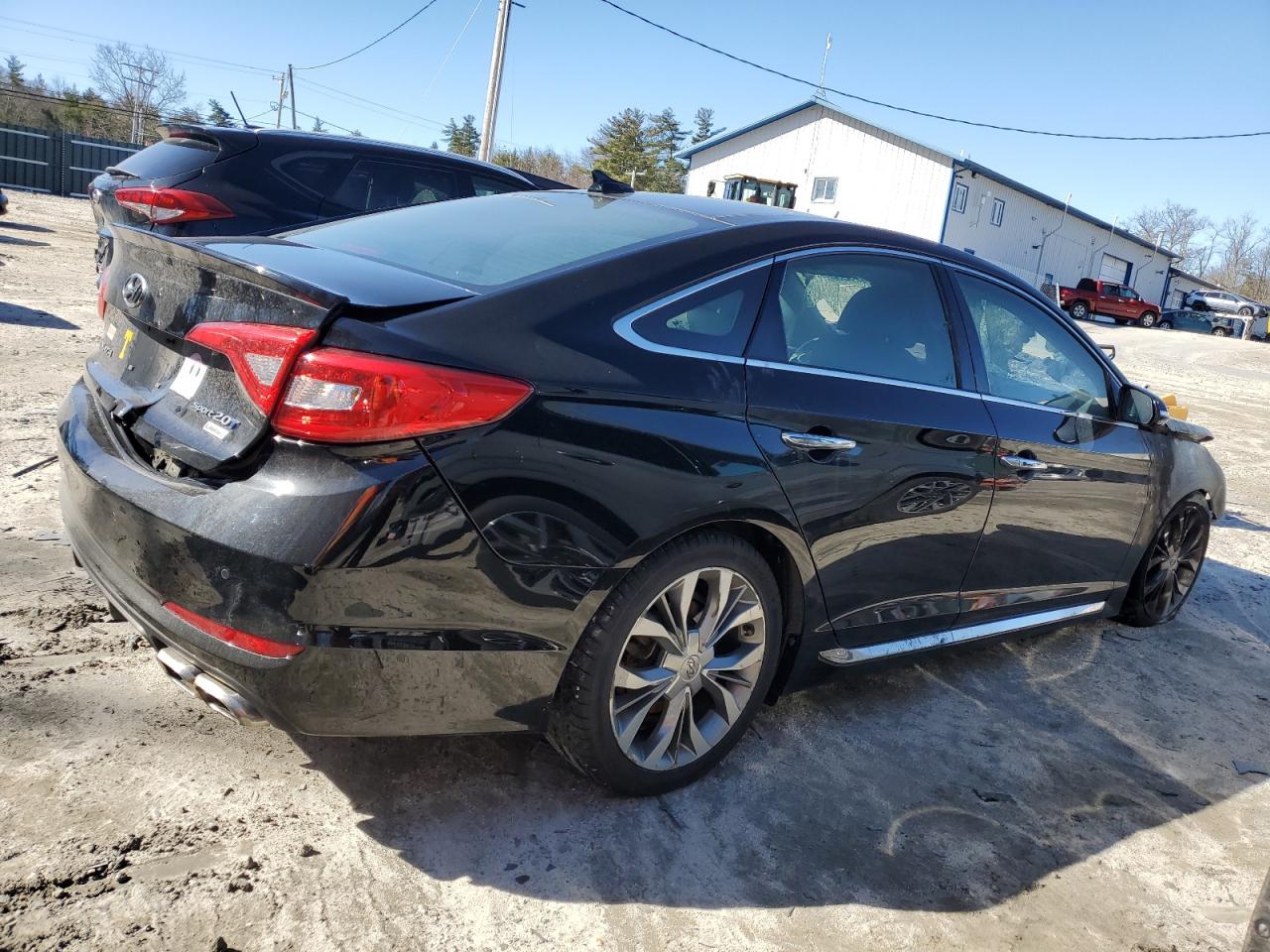 Photo 2 VIN: 5NPE34AB9FH256363 - HYUNDAI SONATA 