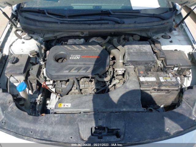 Photo 9 VIN: 5NPE34AB9HH586118 - HYUNDAI SONATA 