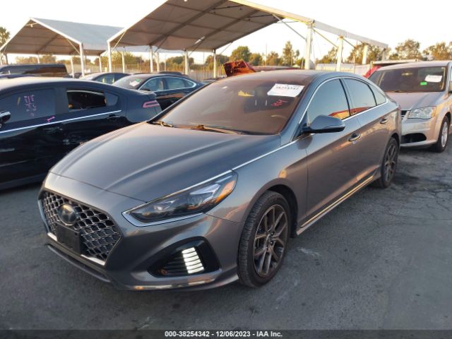 Photo 1 VIN: 5NPE34AB9JH707302 - HYUNDAI SONATA 