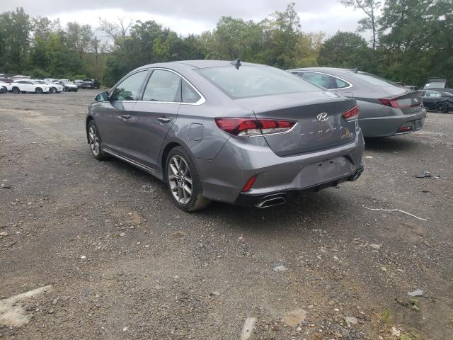 Photo 2 VIN: 5NPE34AB9KH750748 - HYUNDAI SONATA LIM 