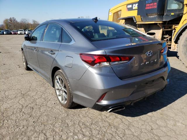 Photo 2 VIN: 5NPE34AB9KH761460 - HYUNDAI SONATA LIM 