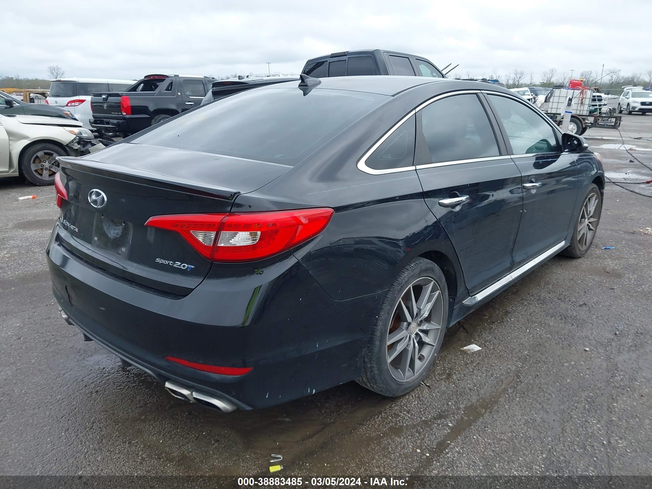 Photo 3 VIN: 5NPE34ABXFH055202 - HYUNDAI SONATA 