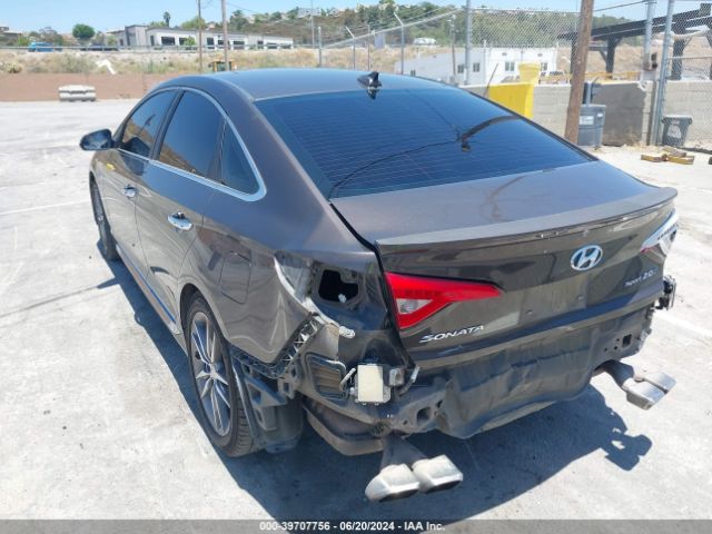 Photo 2 VIN: 5NPE34ABXFH206605 - HYUNDAI SONATA 