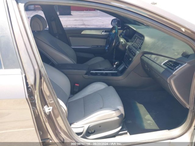 Photo 4 VIN: 5NPE34ABXFH206605 - HYUNDAI SONATA 