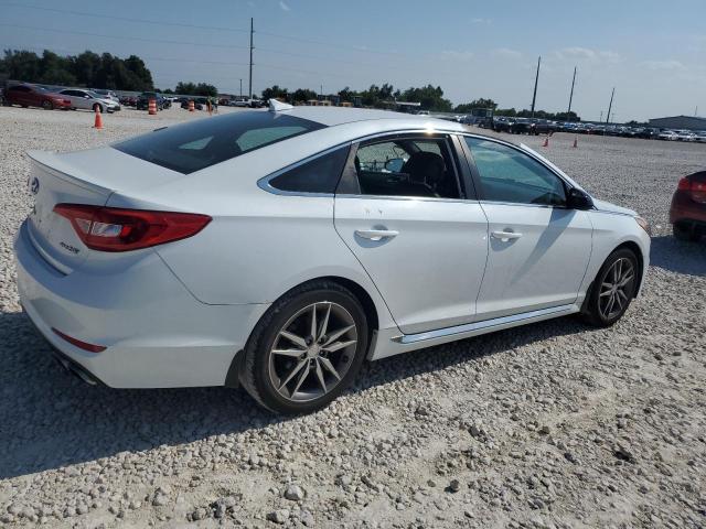 Photo 2 VIN: 5NPE34ABXHH498159 - HYUNDAI SONATA SPO 