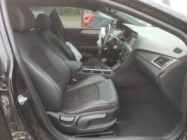 Photo 4 VIN: 5NPE34ABXHH556819 - HYUNDAI SONATA SPO 