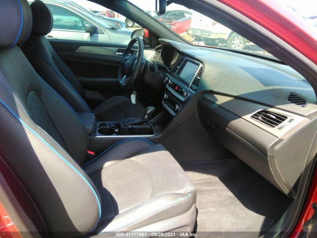 Photo 4 VIN: 5NPE34ABXJH675444 - HYUNDAI SONATA 