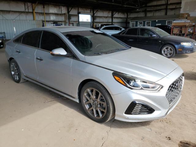 Photo 3 VIN: 5NPE34ABXJH687352 - HYUNDAI SONATA 