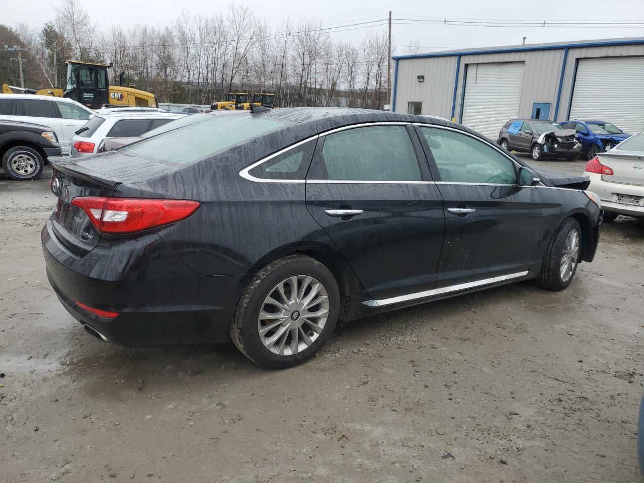 Photo 2 VIN: 5NPE34AF0FH017223 - HYUNDAI SONATA 