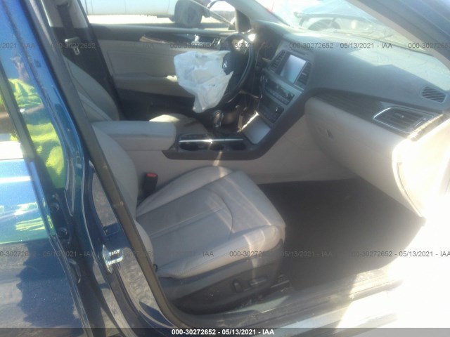 Photo 4 VIN: 5NPE34AF0FH023331 - HYUNDAI SONATA 