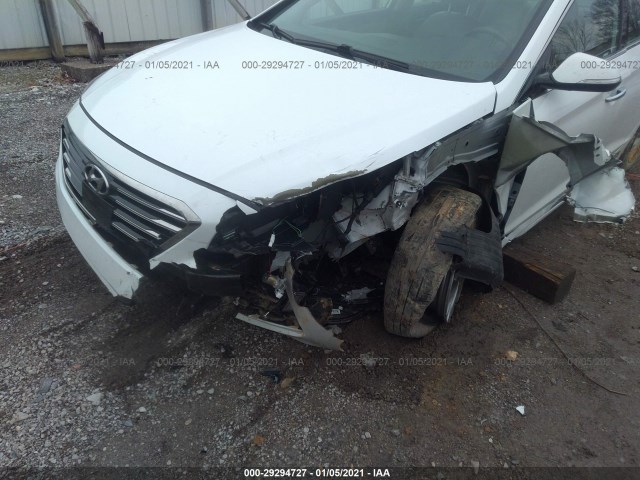 Photo 5 VIN: 5NPE34AF0FH045801 - HYUNDAI SONATA 