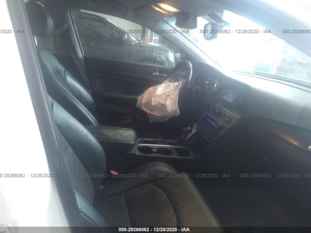 Photo 4 VIN: 5NPE34AF0FH065319 - HYUNDAI SONATA 