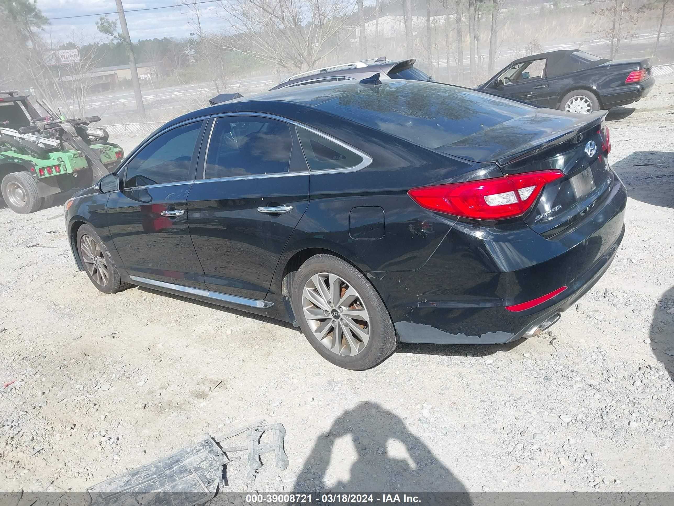 Photo 2 VIN: 5NPE34AF0FH084081 - HYUNDAI SONATA 