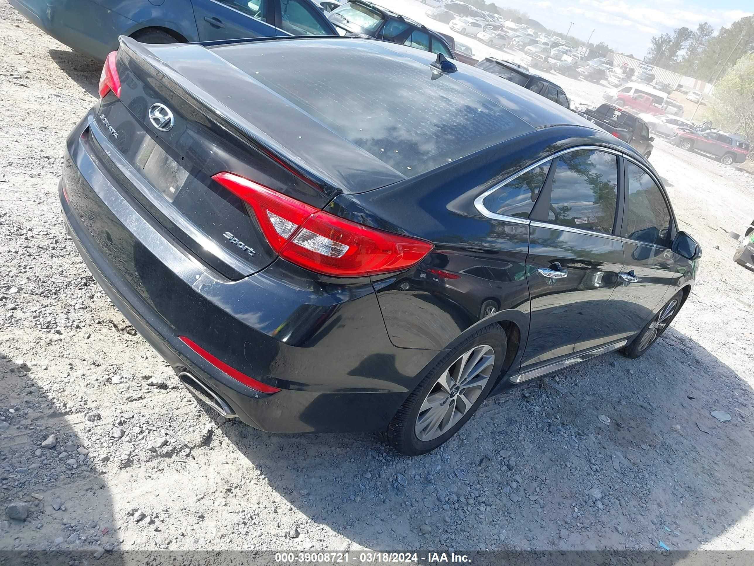 Photo 3 VIN: 5NPE34AF0FH084081 - HYUNDAI SONATA 