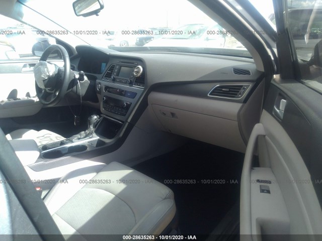 Photo 4 VIN: 5NPE34AF0FH092827 - HYUNDAI SONATA 