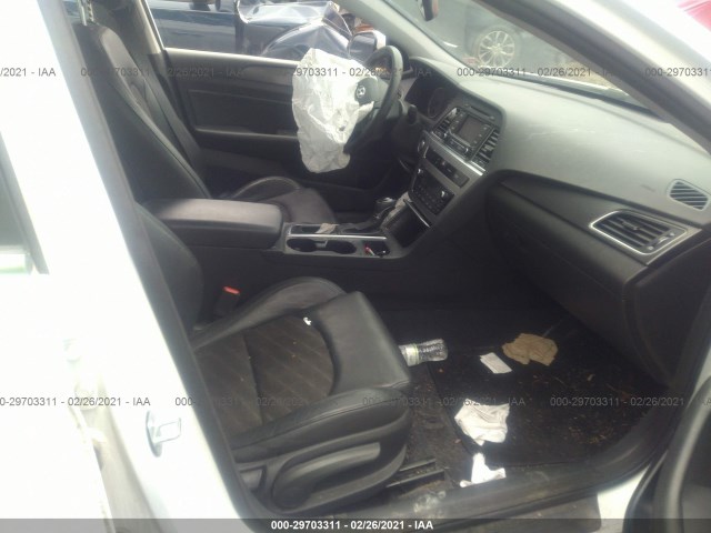 Photo 4 VIN: 5NPE34AF0FH107178 - HYUNDAI SONATA 