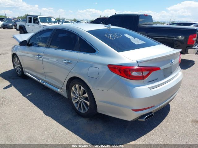 Photo 2 VIN: 5NPE34AF0FH113000 - HYUNDAI SONATA 