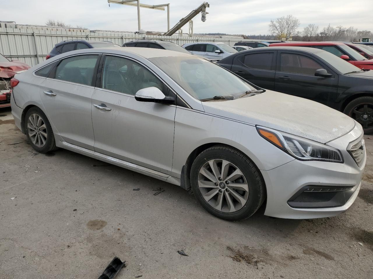 Photo 3 VIN: 5NPE34AF0FH135515 - HYUNDAI SONATA 