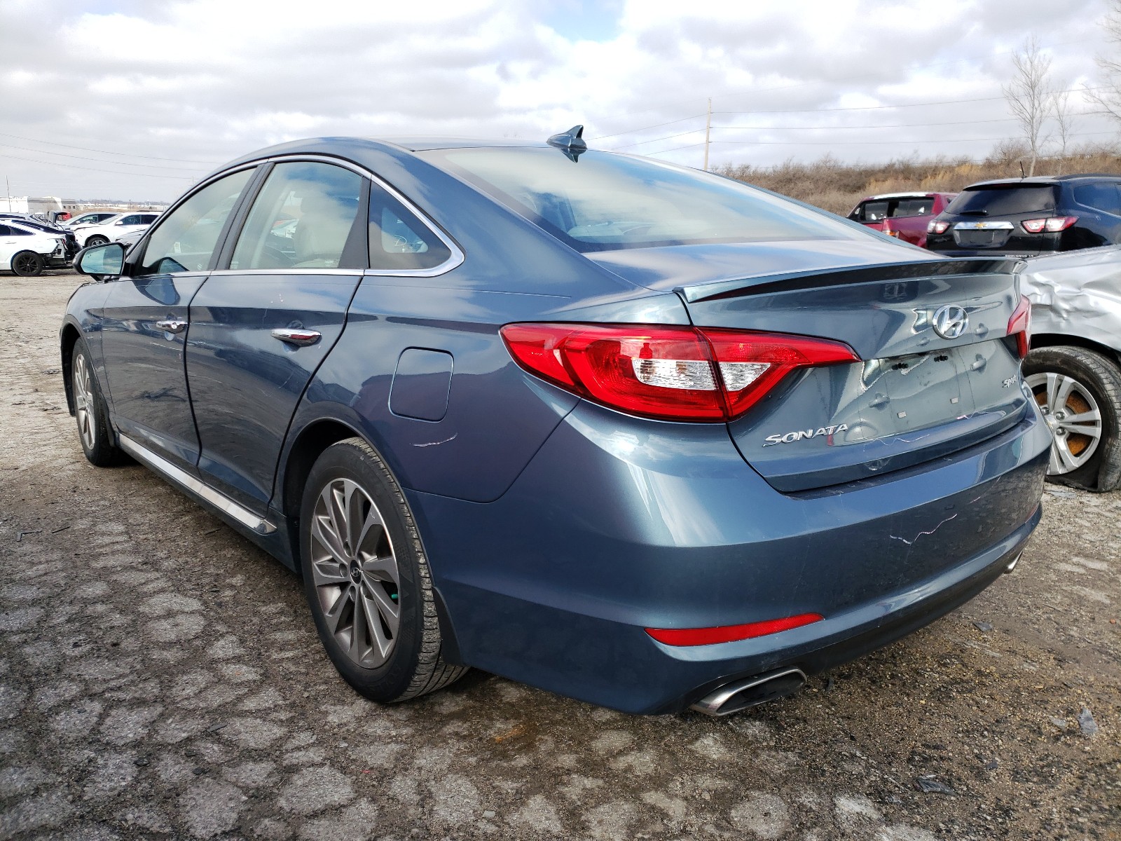 Photo 2 VIN: 5NPE34AF0FH212092 - HYUNDAI SONATA SPO 