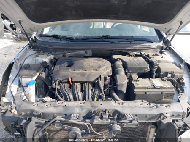 Photo 9 VIN: 5NPE34AF0GH313814 - HYUNDAI SONATA 