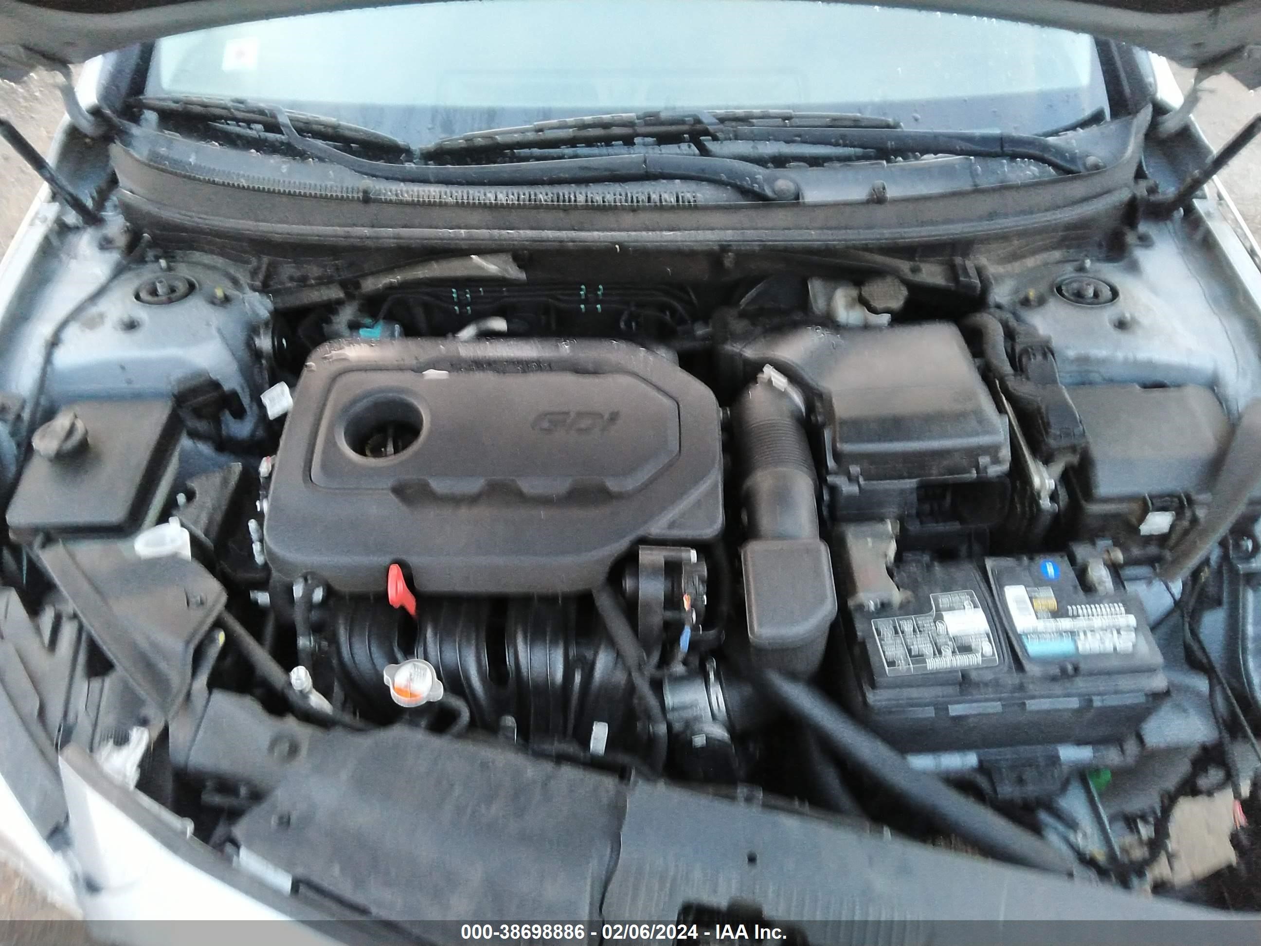 Photo 9 VIN: 5NPE34AF0GH345940 - HYUNDAI SONATA 