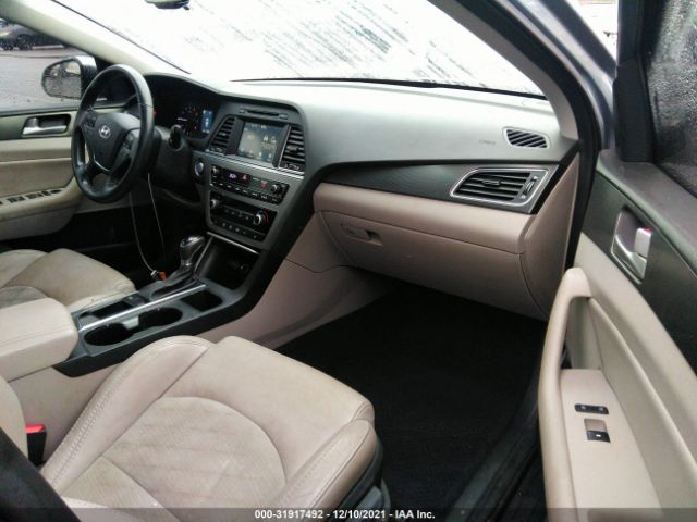 Photo 4 VIN: 5NPE34AF0GH369106 - HYUNDAI SONATA 