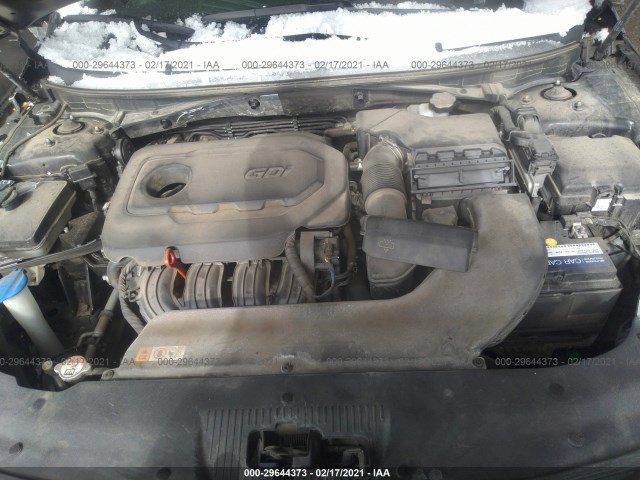 Photo 9 VIN: 5NPE34AF0GH389744 - HYUNDAI SONATA 