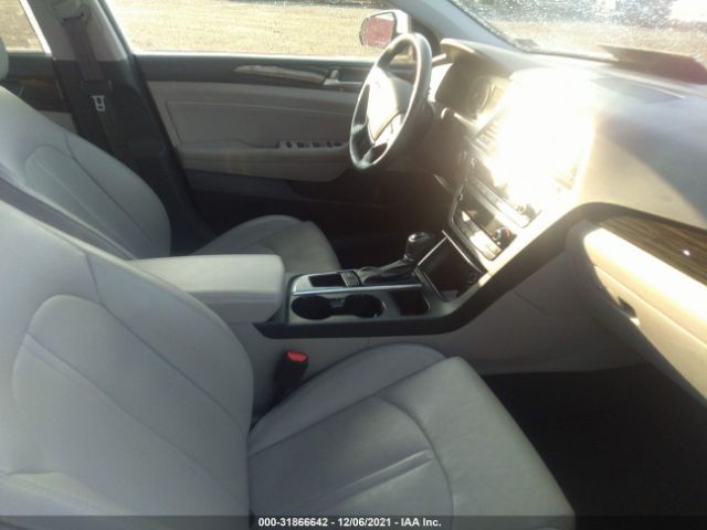 Photo 4 VIN: 5NPE34AF0GH432981 - HYUNDAI SONATA 