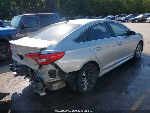 Photo 3 VIN: 5NPE34AF0HH439026 - HYUNDAI SONATA 