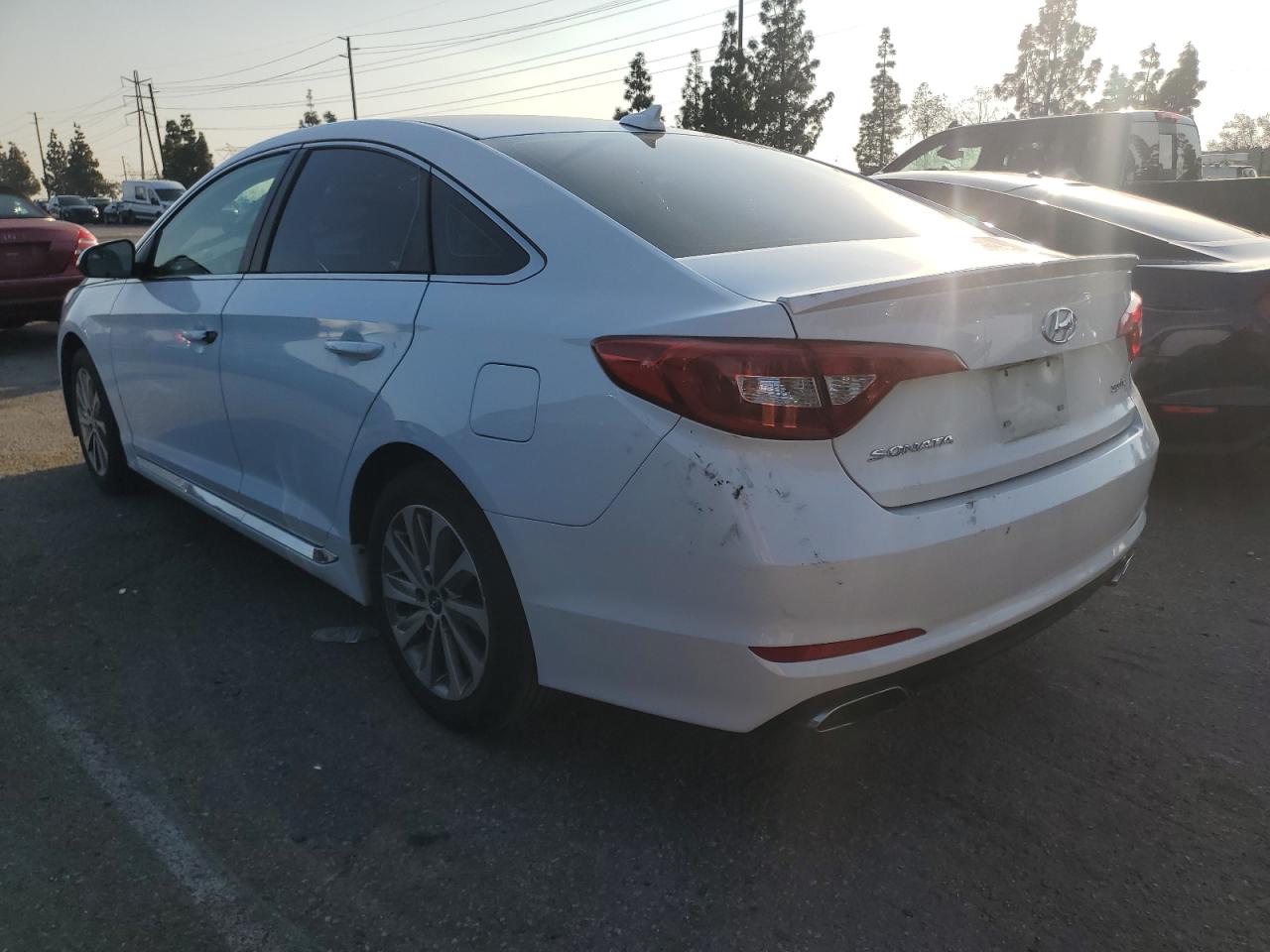 Photo 1 VIN: 5NPE34AF0HH475640 - HYUNDAI SONATA 