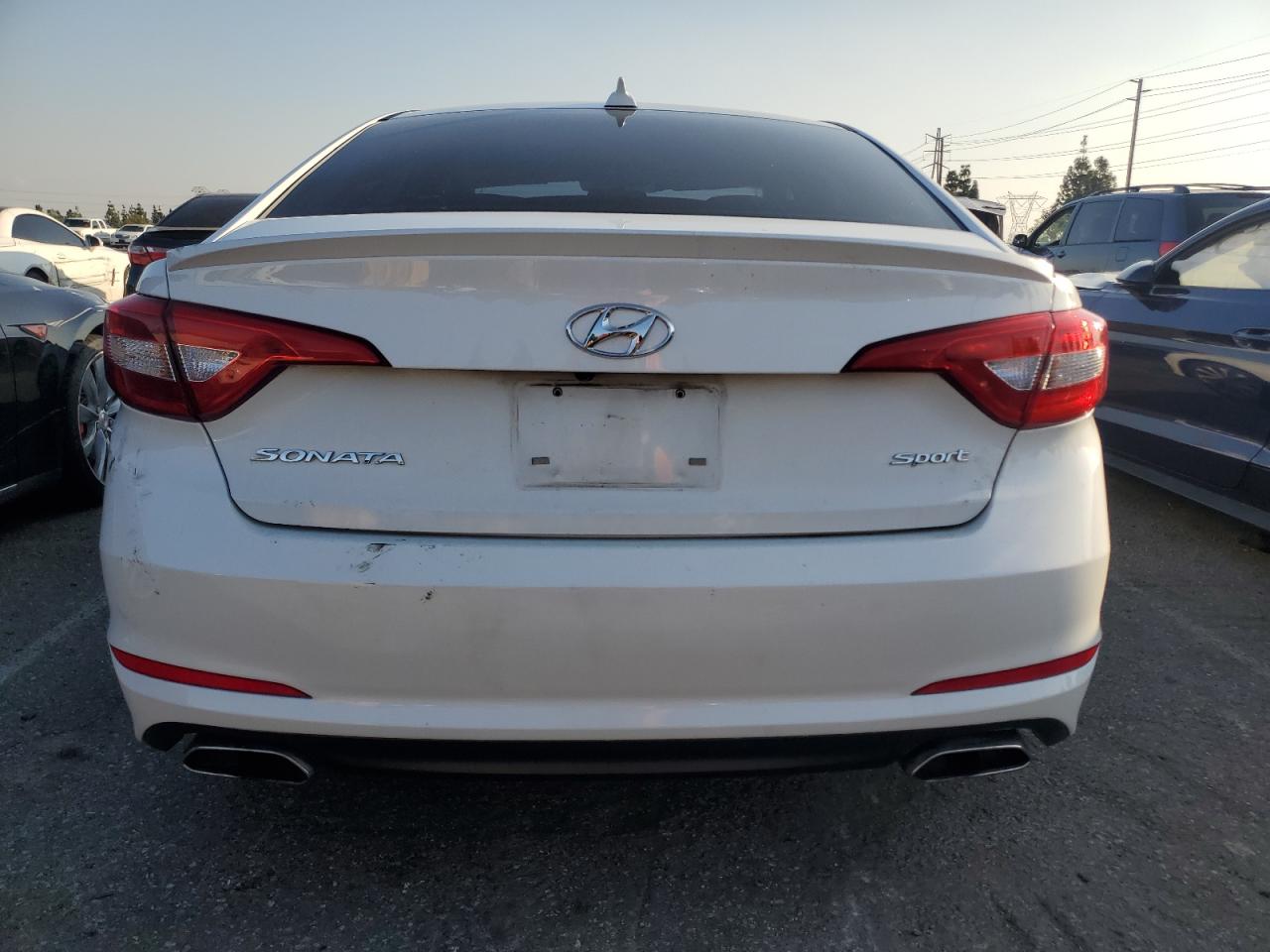 Photo 5 VIN: 5NPE34AF0HH475640 - HYUNDAI SONATA 