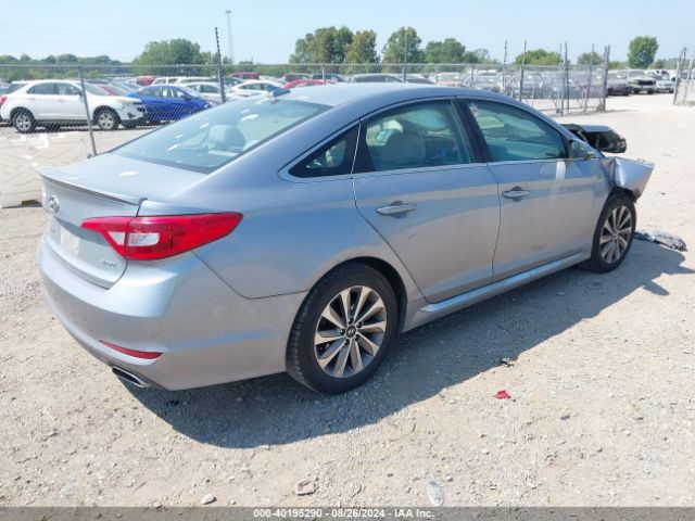 Photo 3 VIN: 5NPE34AF0HH547582 - HYUNDAI SONATA 