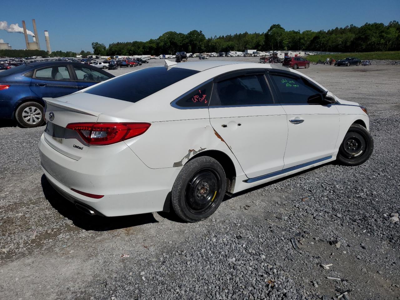 Photo 2 VIN: 5NPE34AF0HH552930 - HYUNDAI SONATA 