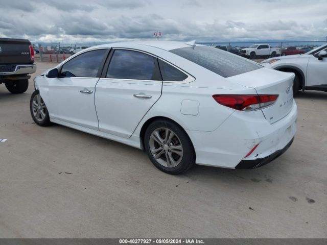 Photo 2 VIN: 5NPE34AF0JH620956 - HYUNDAI SONATA 