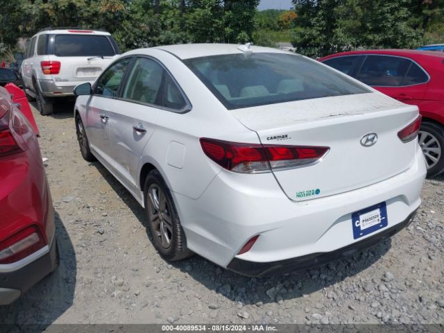 Photo 2 VIN: 5NPE34AF0JH632928 - HYUNDAI SONATA 