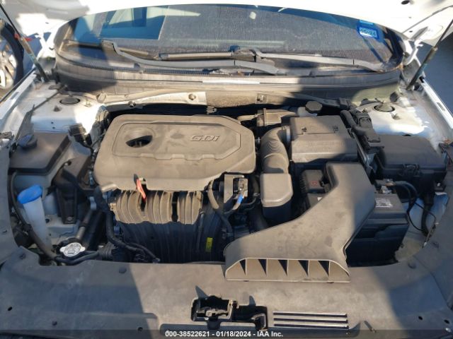 Photo 9 VIN: 5NPE34AF0JH644738 - HYUNDAI SONATA 