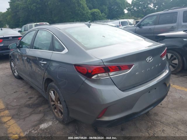 Photo 2 VIN: 5NPE34AF0JH649440 - HYUNDAI SONATA 