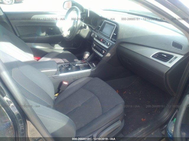 Photo 4 VIN: 5NPE34AF0JH656906 - HYUNDAI SONATA 