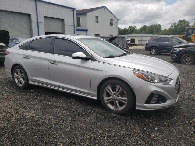 Photo 3 VIN: 5NPE34AF0JH669106 - HYUNDAI SONATA SPO 