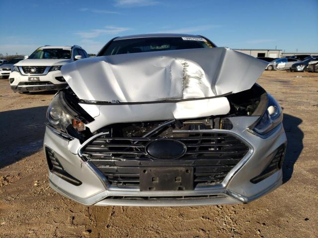 Photo 4 VIN: 5NPE34AF0JH673849 - HYUNDAI SONATA 