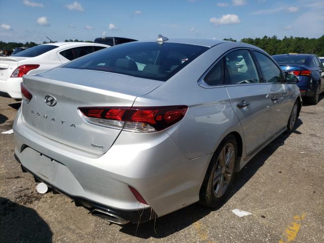 Photo 3 VIN: 5NPE34AF0JH675567 - HYUNDAI SONATA SPO 