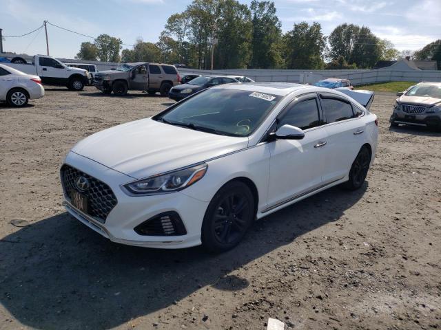 Photo 1 VIN: 5NPE34AF0JH677903 - HYUNDAI SONATA SPO 