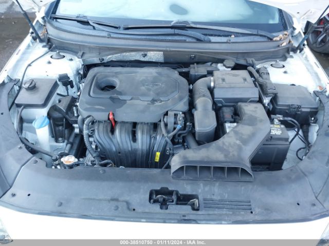 Photo 9 VIN: 5NPE34AF0JH679005 - HYUNDAI SONATA 