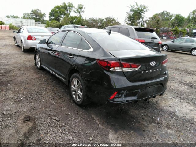 Photo 2 VIN: 5NPE34AF0JH698380 - HYUNDAI SONATA 