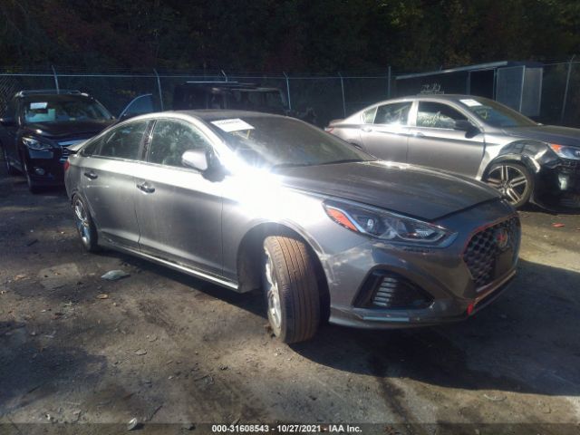 Photo 0 VIN: 5NPE34AF0JH706851 - HYUNDAI SONATA 