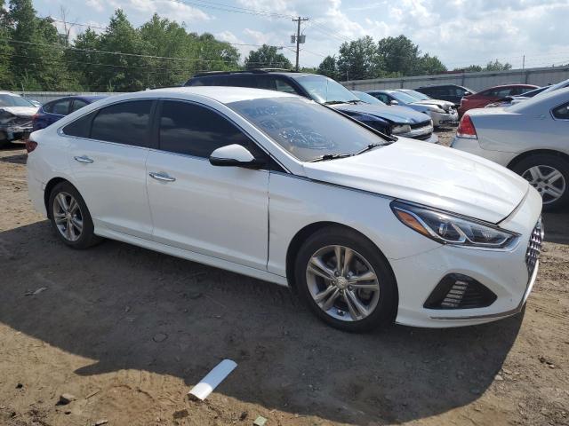 Photo 3 VIN: 5NPE34AF0JH714898 - HYUNDAI SONATA 