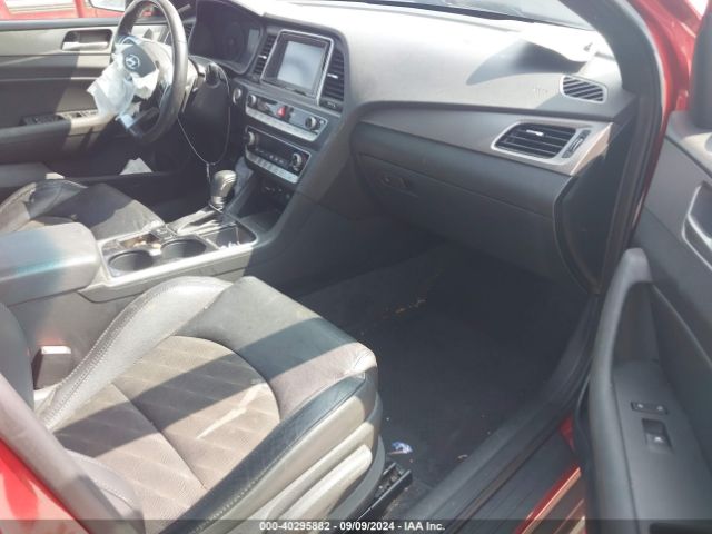 Photo 4 VIN: 5NPE34AF0KH738863 - HYUNDAI SONATA 