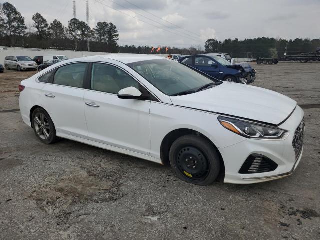 Photo 3 VIN: 5NPE34AF0KH750950 - HYUNDAI SONATA LIM 